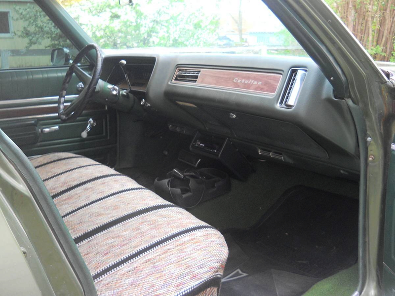 Illustration for article titled For $5,500, This 1970 Pontiac Catalina Wagon Could Be Your Island In The Stream
